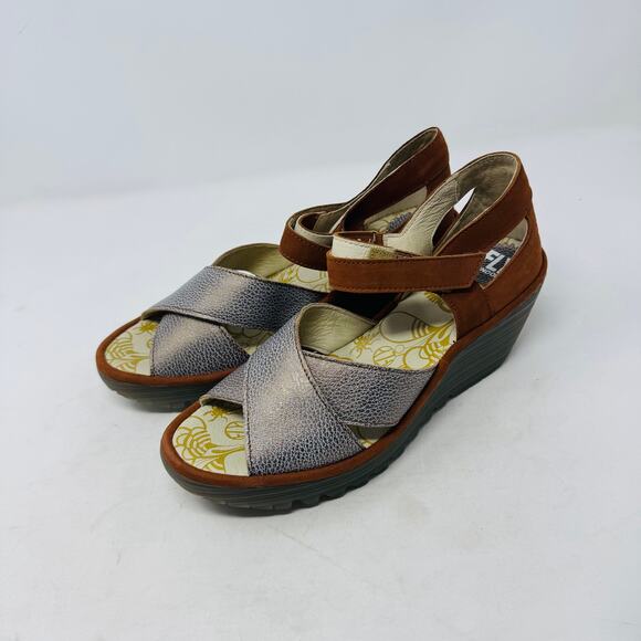 Fly London Yent365Fly Metallic Leather Wedge Sandals Size 40 Boho Comfort Artsy - Picture 13 of 13
